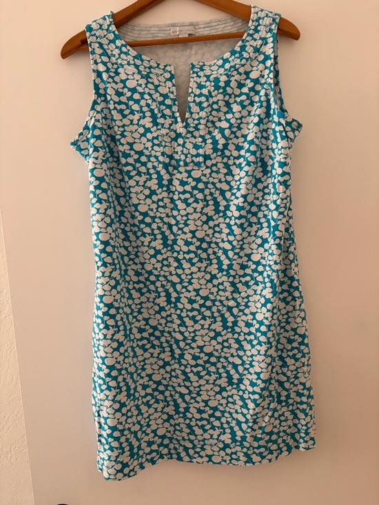 New York & Company Dresses & Skirts - New York & Co. Sleeveless Shift Dress